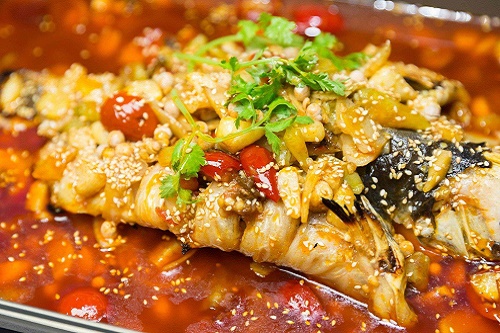 天津無(wú)骨烤魚(yú)飯?jiān)谀睦镉信嘤?xùn)